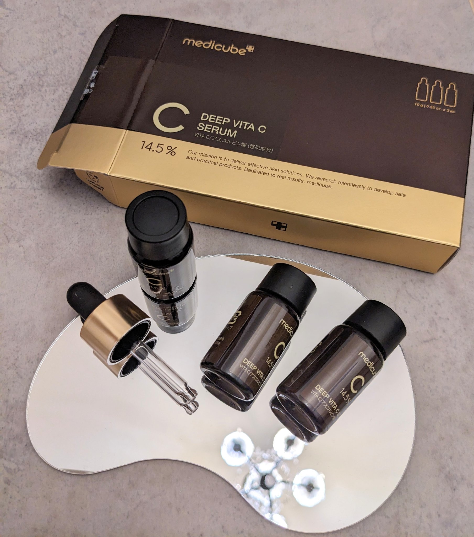 ディープビタCアンプル/MEDICUBE/美容液を使ったクチコミ（2枚目）