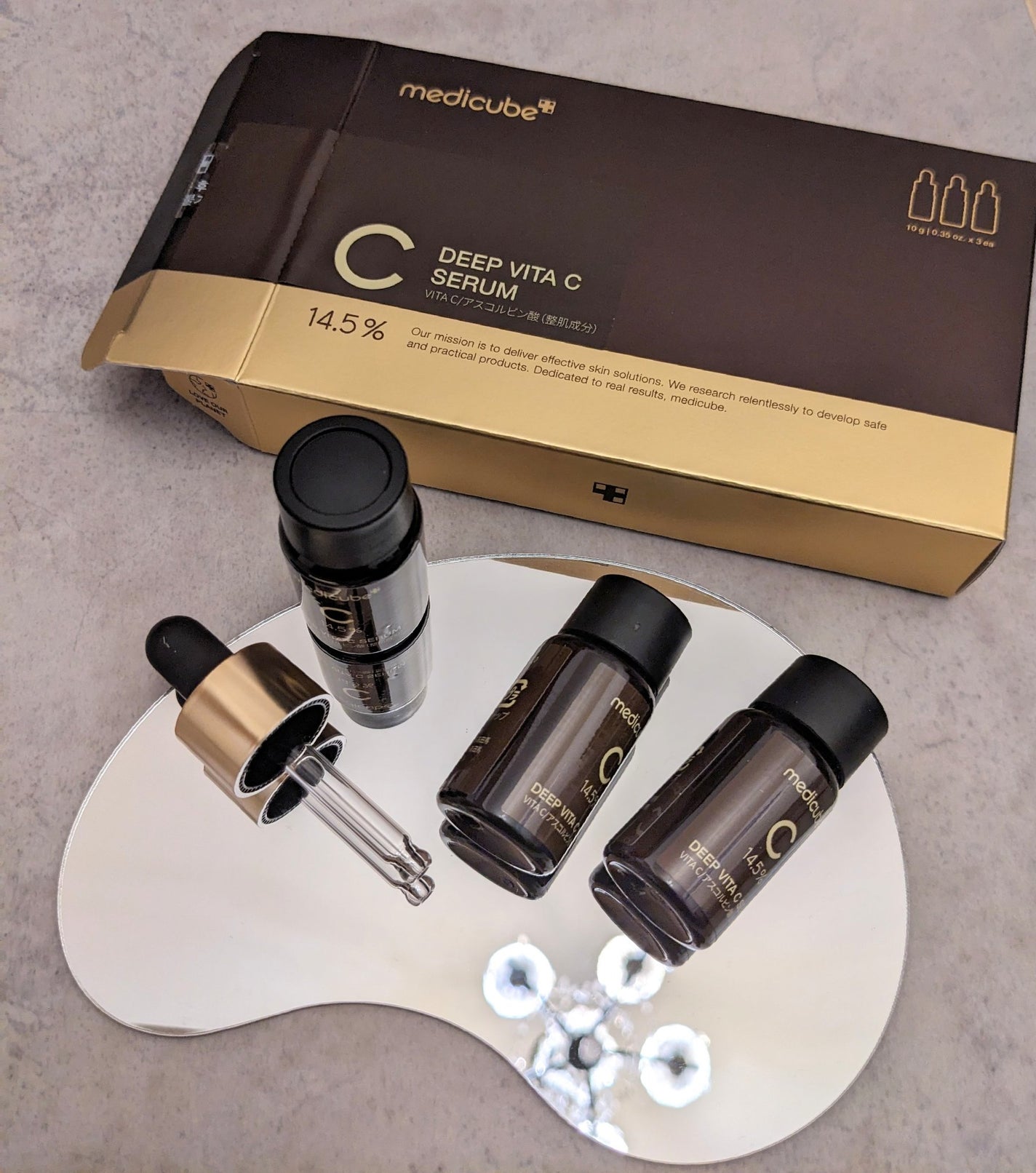ディープビタCアンプル/MEDICUBE/美容液を使ったクチコミ(2枚目)