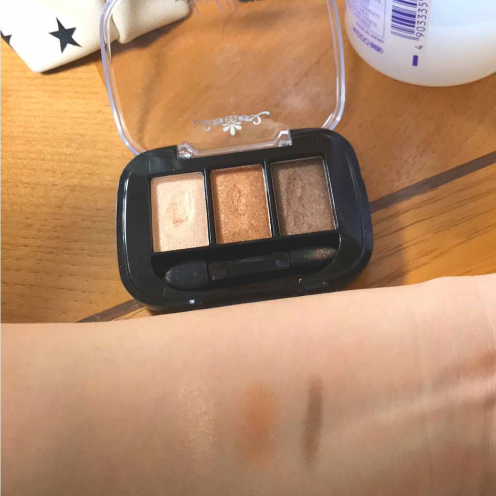 3カラーアイシャドウ/エンジェルハート/アイシャドウパレットを使ったクチコミ(2枚目)