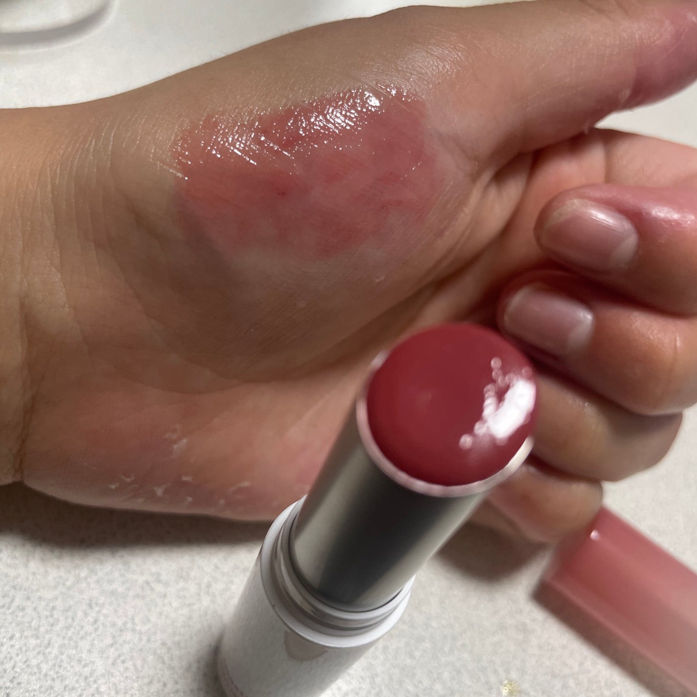 グラスティングメルティングバーム/rom&nd/リップバームを使ったクチコミ(3枚目)