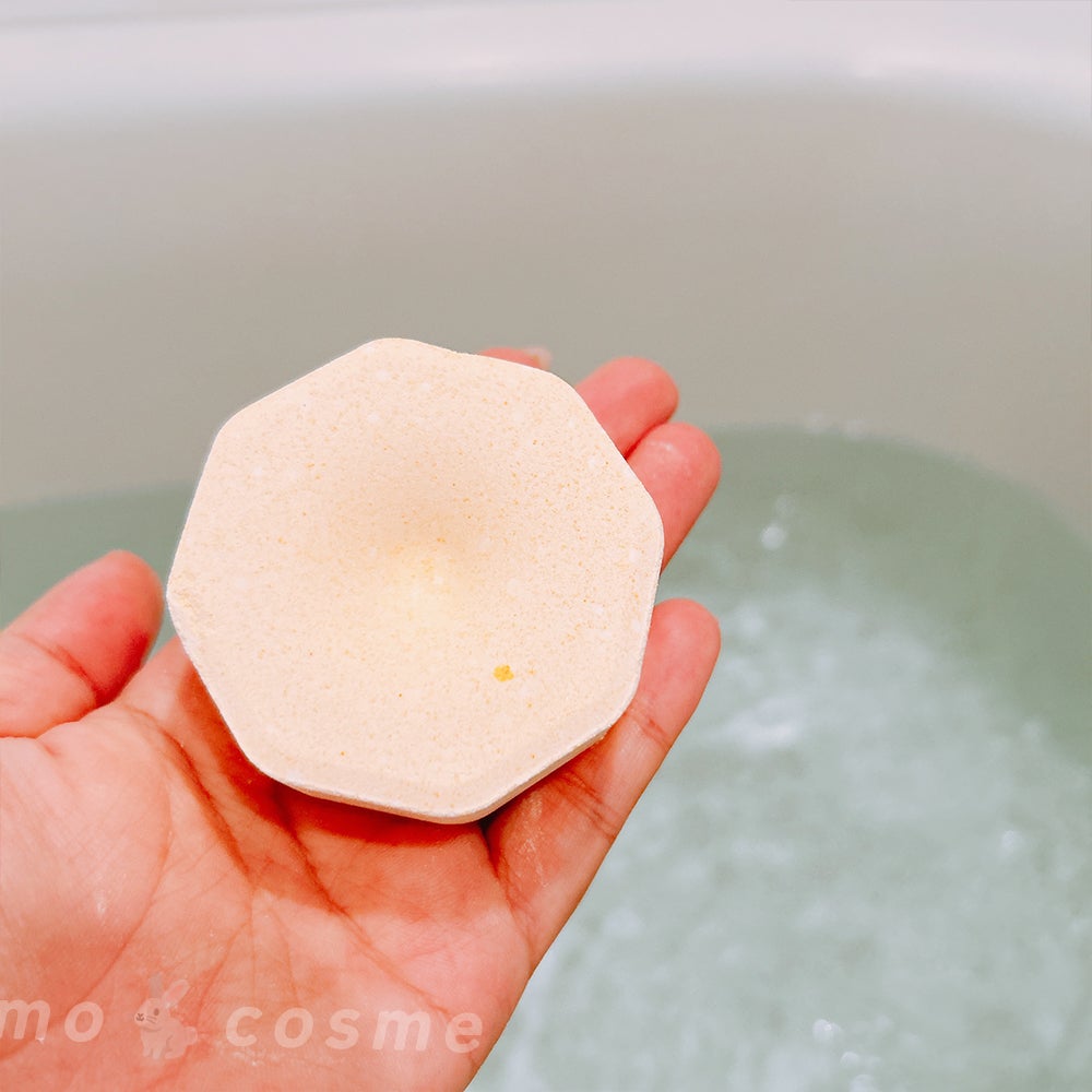 バブ モンスターバブルMEGA級 スプラッシュ泡 シトラススパークの香り/バブ/炭酸系入浴剤を使ったクチコミ(3枚目)