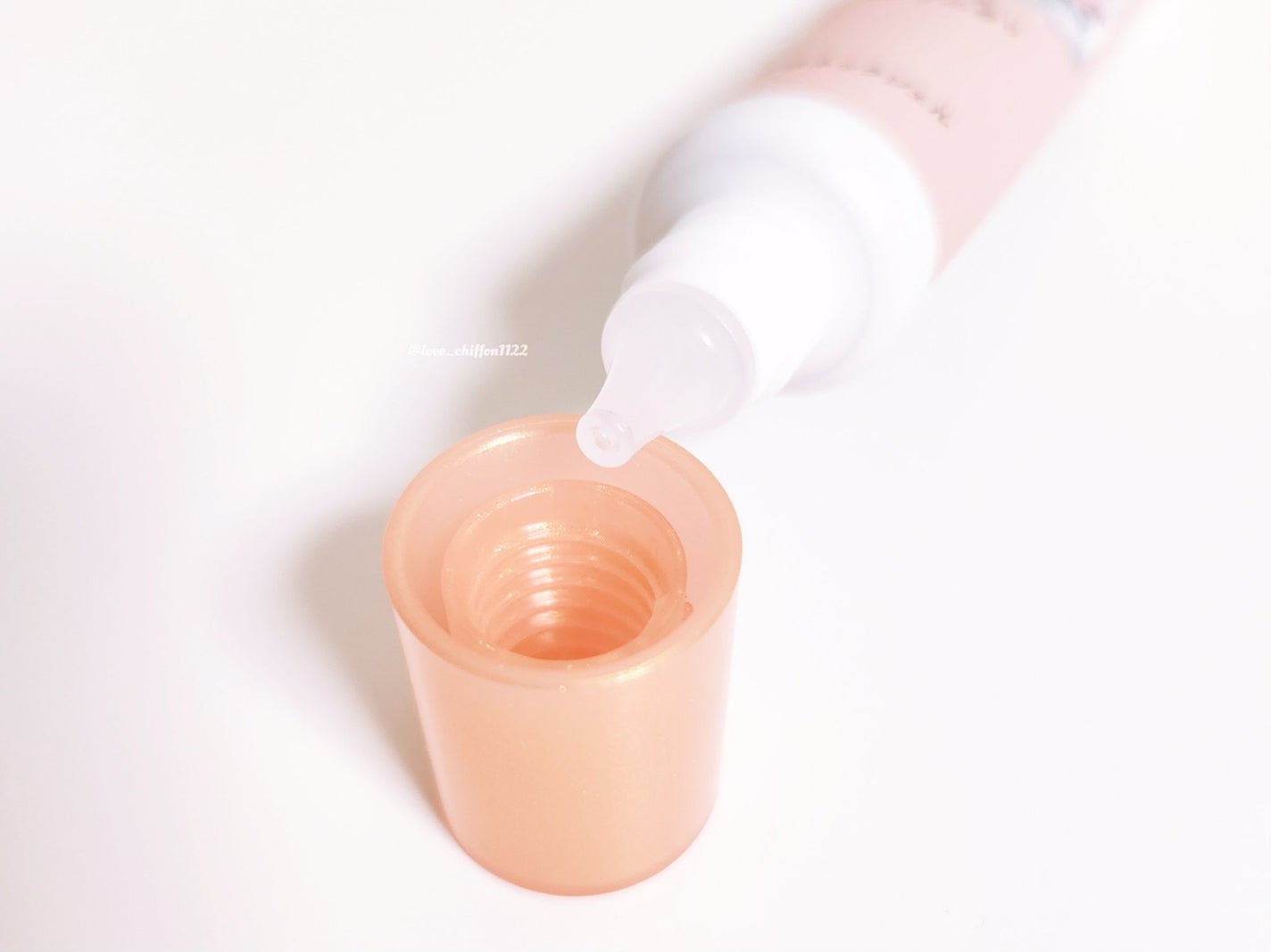 8x4 アロマスイッチ 涼感ネックジェル パリスブーケの香り/8x4/デオドラント・制汗剤を使ったクチコミ(2枚目)