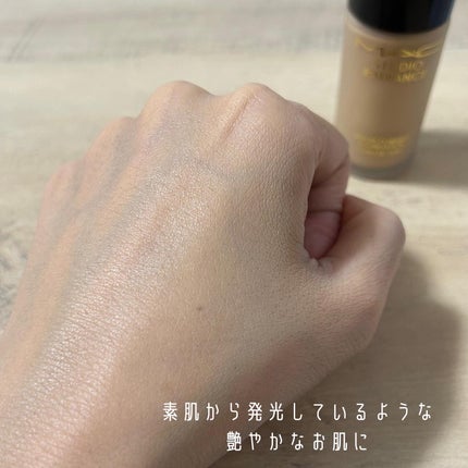 スタジオ ラディアンス セラム ファンデーション/M・A・C/リキッドファンデーションを使ったクチコミ(3枚目)