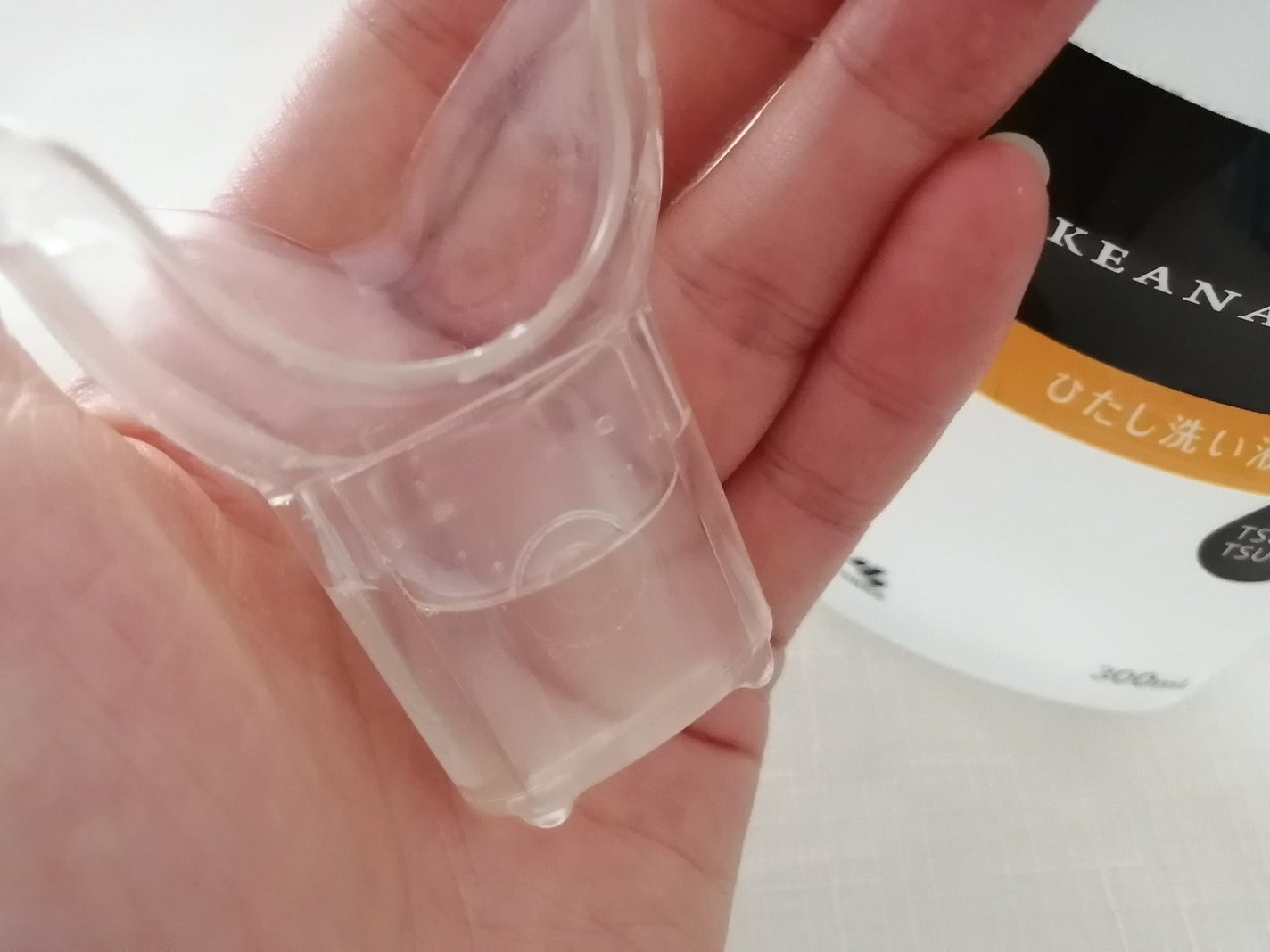 * a y a * on LIPS 「9/28に発売される小林製薬のケアナボンひたし洗い液を使ってい..」(6枚目)