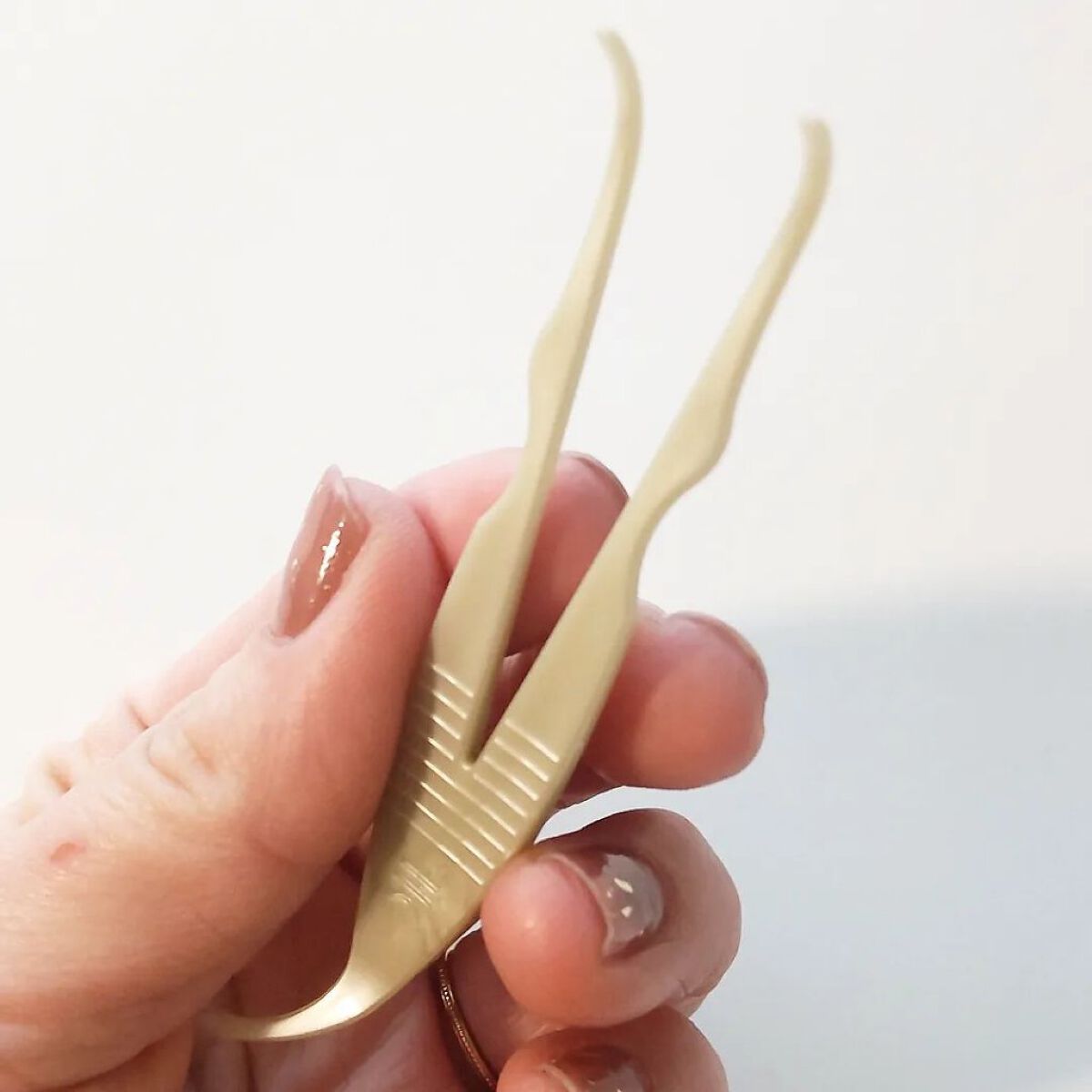 TWOOL ダブルアイリッドグルー/SHOBIDO/二重まぶた用アイテムを使ったクチコミ（3枚目）