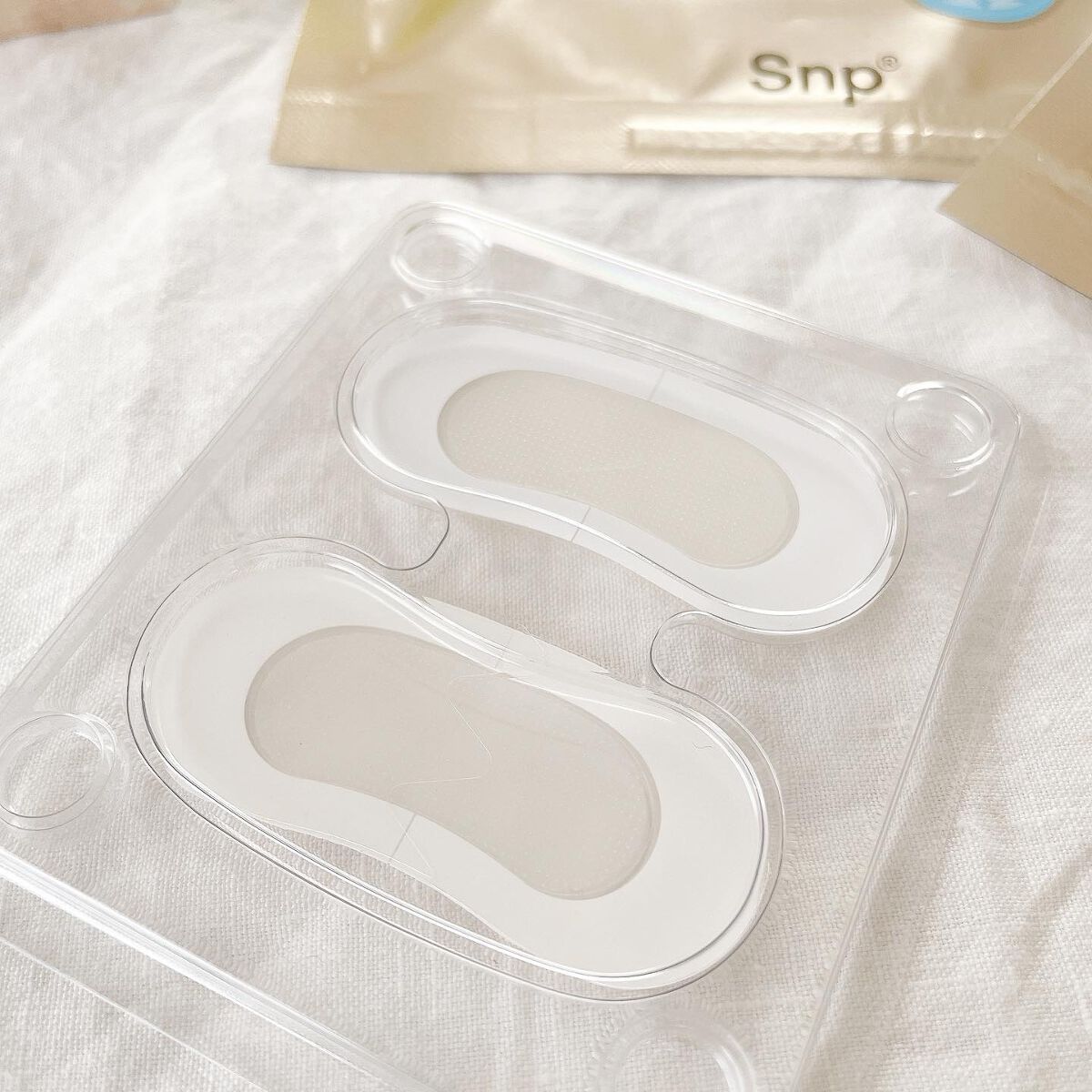 ゴールドコラーゲンニードルパッチ/SNP/アイケア・アイクリームを使ったクチコミ(2枚目)