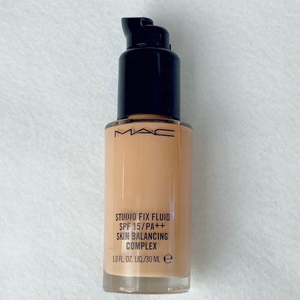 スタジオフィックス フルイッド SPF 15/M・A・C/リキッドファンデーションを使ったクチコミ(1枚目)