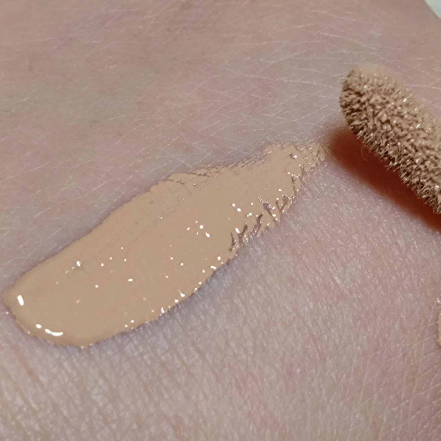 ミネラルインナートリートメントリキッドコンシーラー/エトヴォス/リキッドコンシーラーを使ったクチコミ(4枚目)