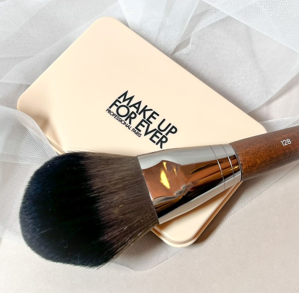 プレシジョンパウダーブラシ 128/MAKE UP FOR EVER/メイクブラシを使ったクチコミ(1枚目)