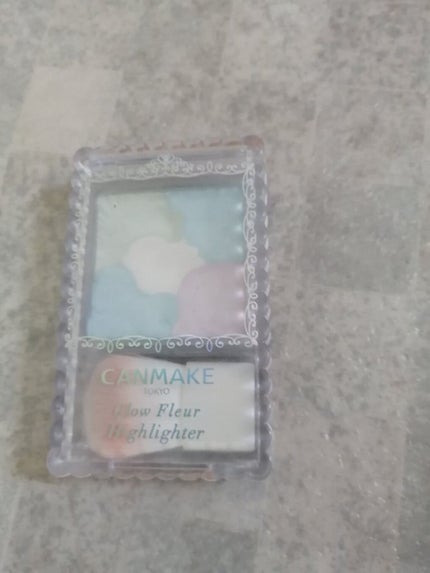 グロウフルールハイライター/キャンメイク/パウダーハイライトを使ったクチコミ(1枚目)