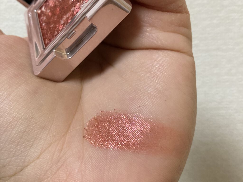 グリッタープリズム シャドウ GRD02 ドライローズプリズム/MISSHA/グリッターを使ったクチコミ（3枚目）