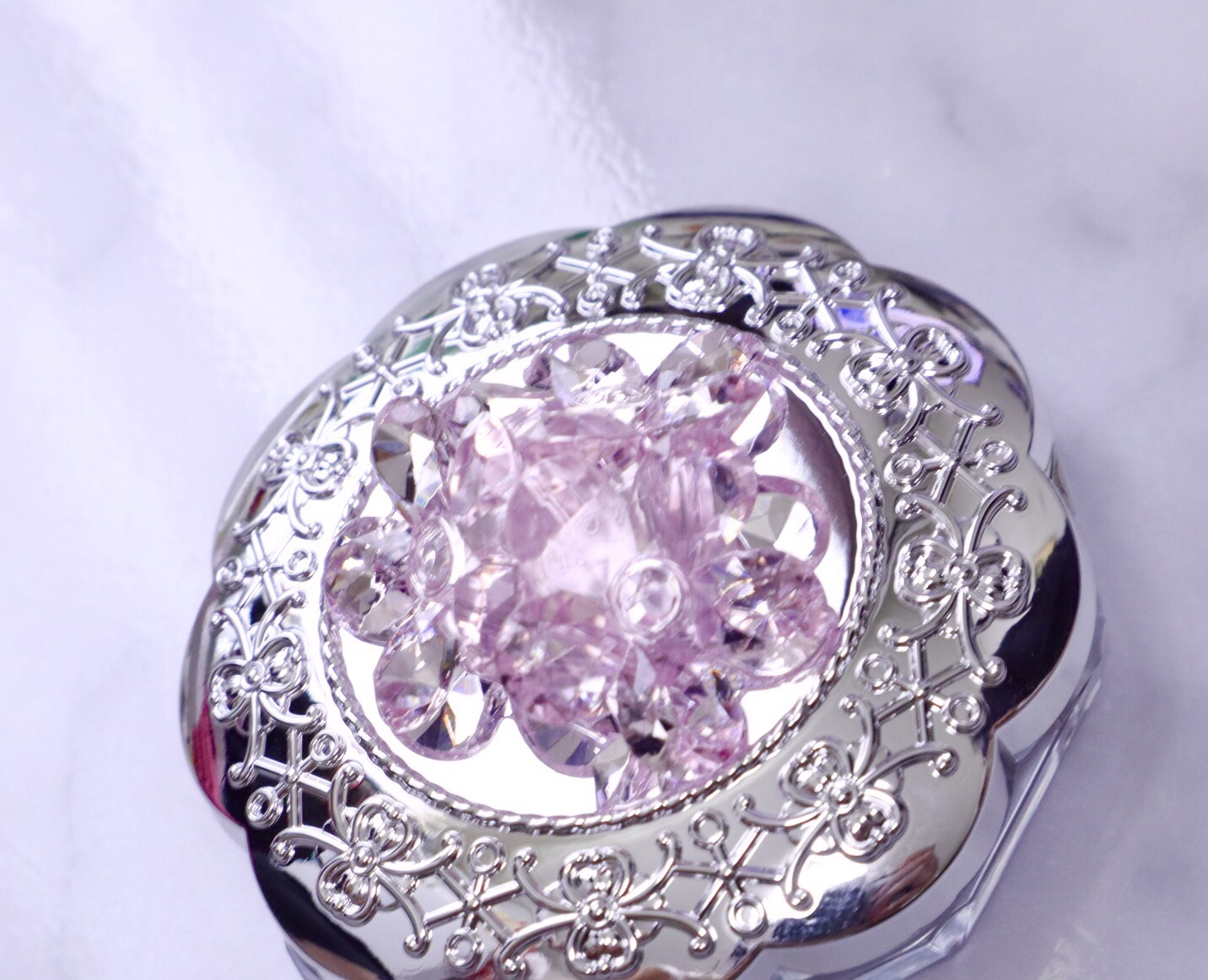 ジルスチュアート クリスタルブルーム ペタルクチュールアイズ デュオ 09 beloved charm petals/JILL STUART/アイシャドウパレットを使ったクチコミ（2枚目）