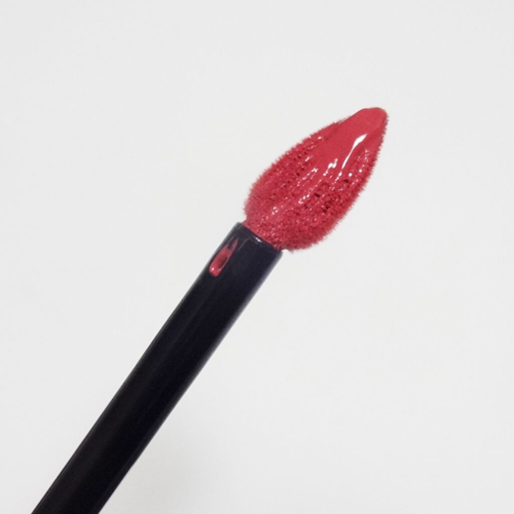 ルージュシグネチャー /ロレアル パリ/リップグロスを使ったクチコミ（2枚目）