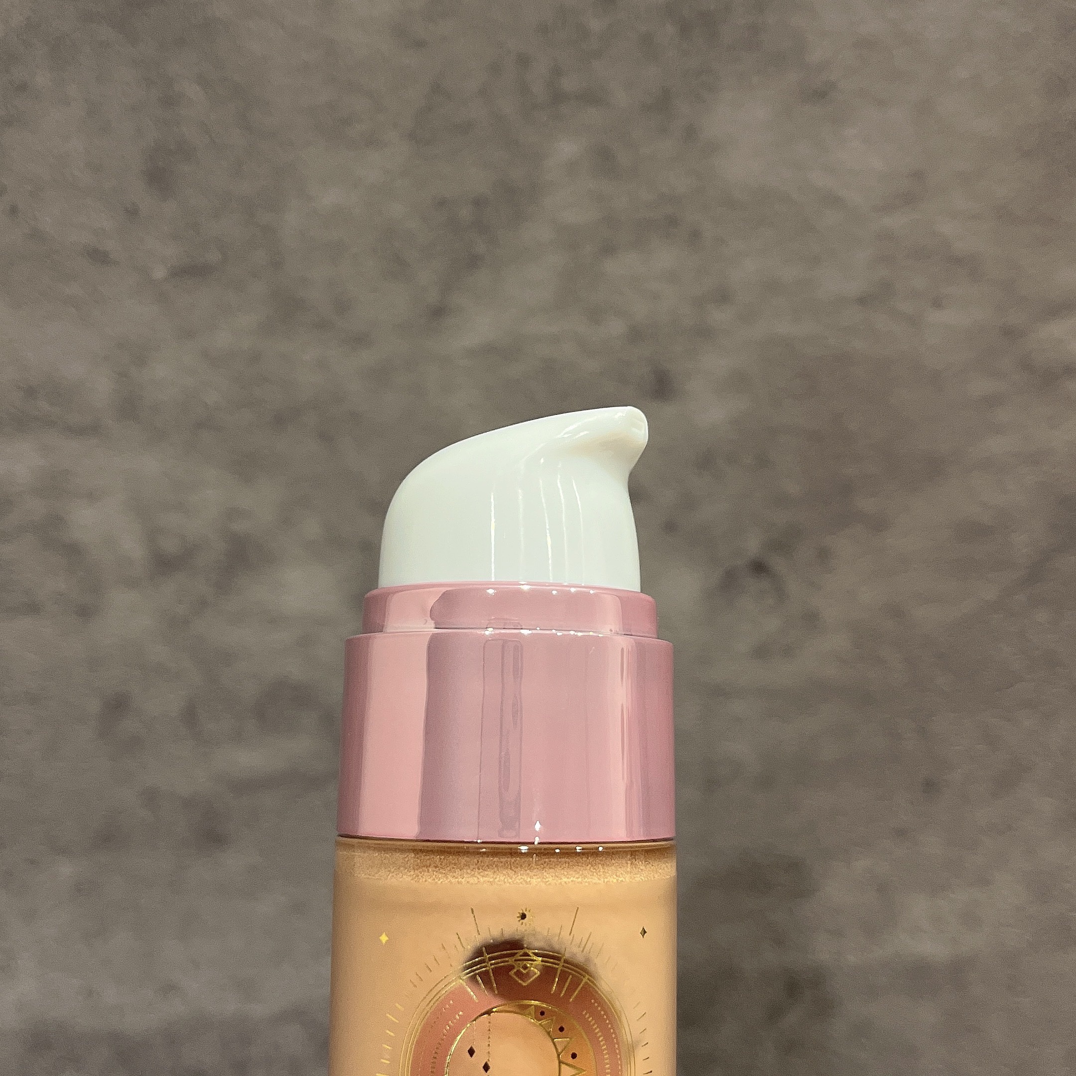 コラーゲンモイスチャースキンベース/illuN/化粧下地を使ったクチコミ（2枚目）