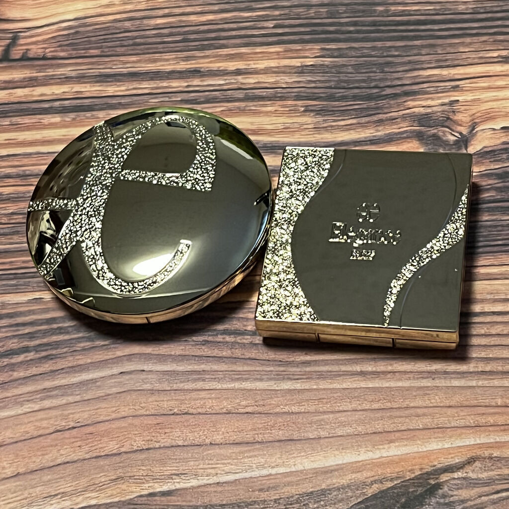 ラ プードル オートニュアンス/Elégance/プレストパウダーを使ったクチコミ（2枚目）