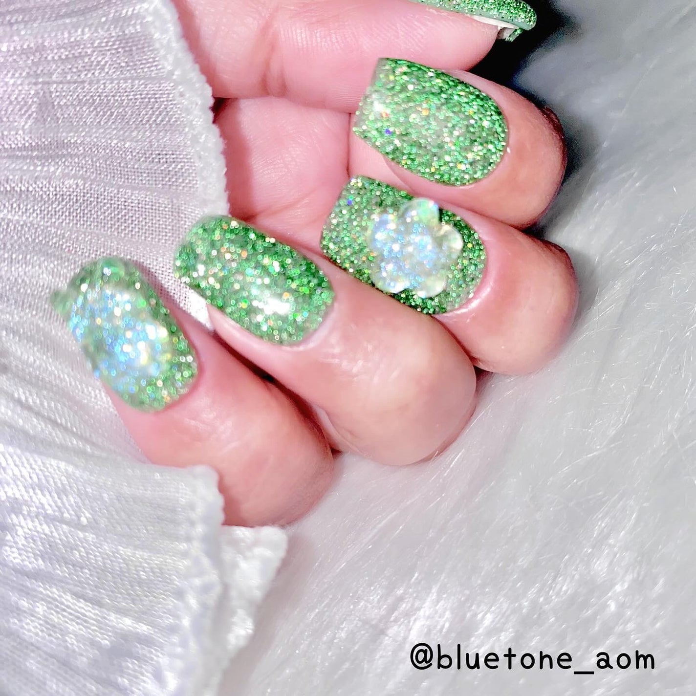 ⋆͛🦖⋆͛aomi on LIPS 「オリジナルフラッシュ!!今回はグリーンをメインに💚結構ギラギラ..」(4枚目)