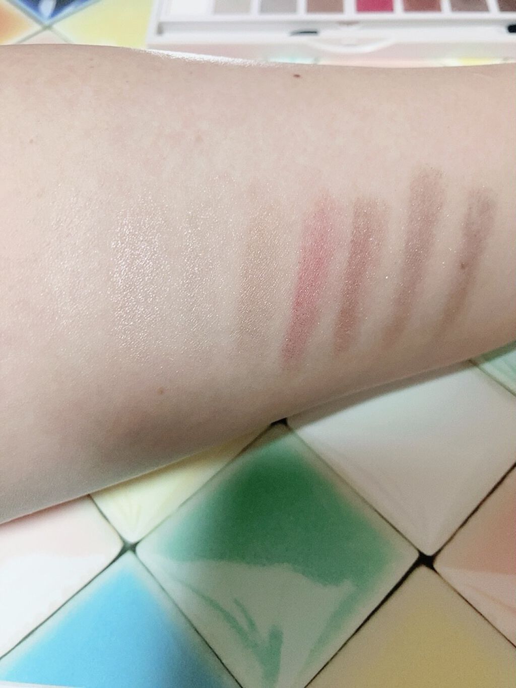 リシェ グラマラスモード アイパレット/Visée/アイシャドウパレットを使ったクチコミ(3枚目)
