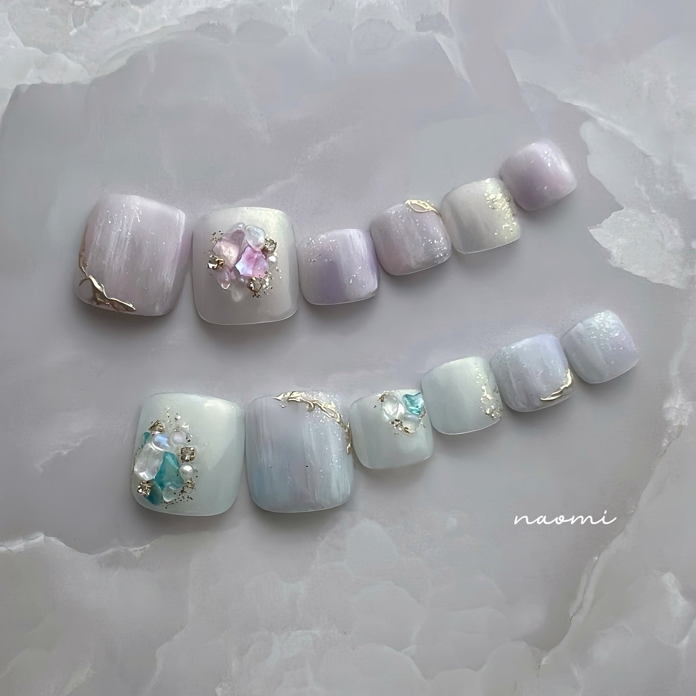 naomi on LIPS 「フットの季節🦶お気に入りのpetalshell💓キラキラ✨..」(1枚目)