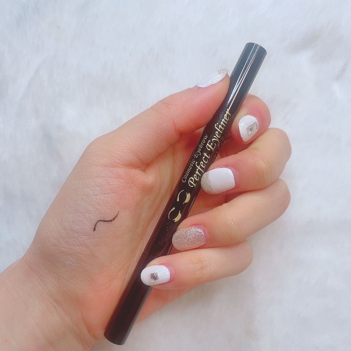 パーフェクトアイライナー/エレガンス/リキッドアイブロウを使ったクチコミ（3枚目）