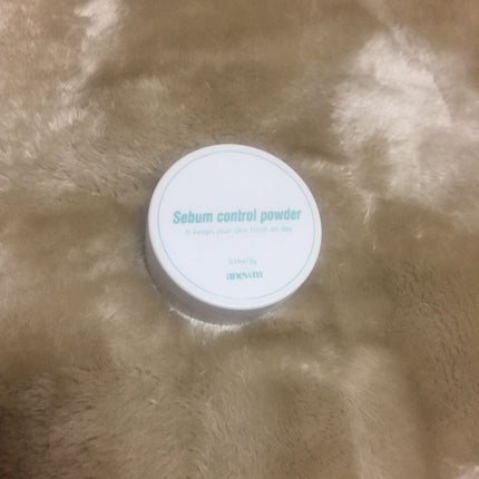 アニューム セバム コントロール パウダー/saat insight/ルースパウダーを使ったクチコミ(1枚目)