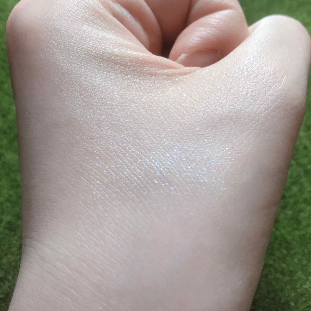 プリズム エアー シャドウ/CLIO/単色アイシャドウを使ったクチコミ（3枚目）