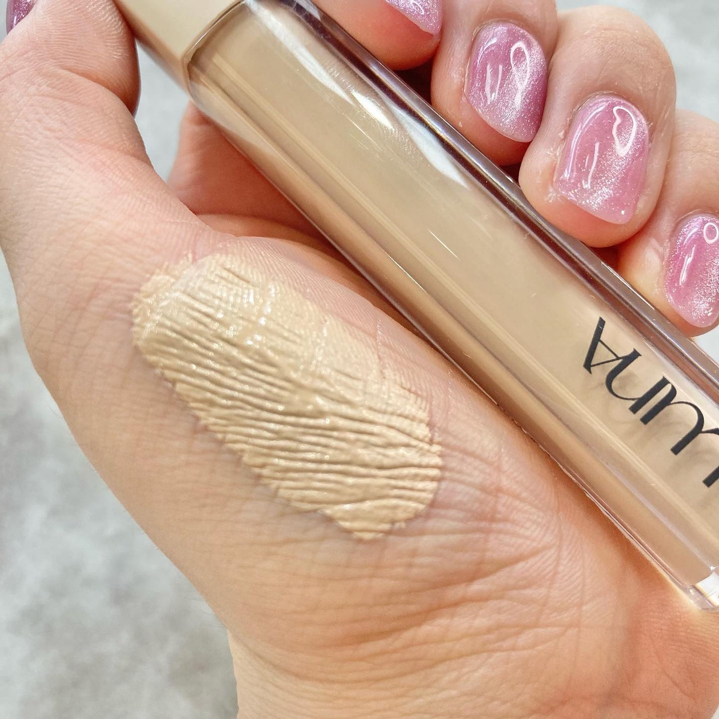 ロングラスティングチップコンシーラーフィックシングフィット/LUNA/リキッドコンシーラーを使ったクチコミ(2枚目)