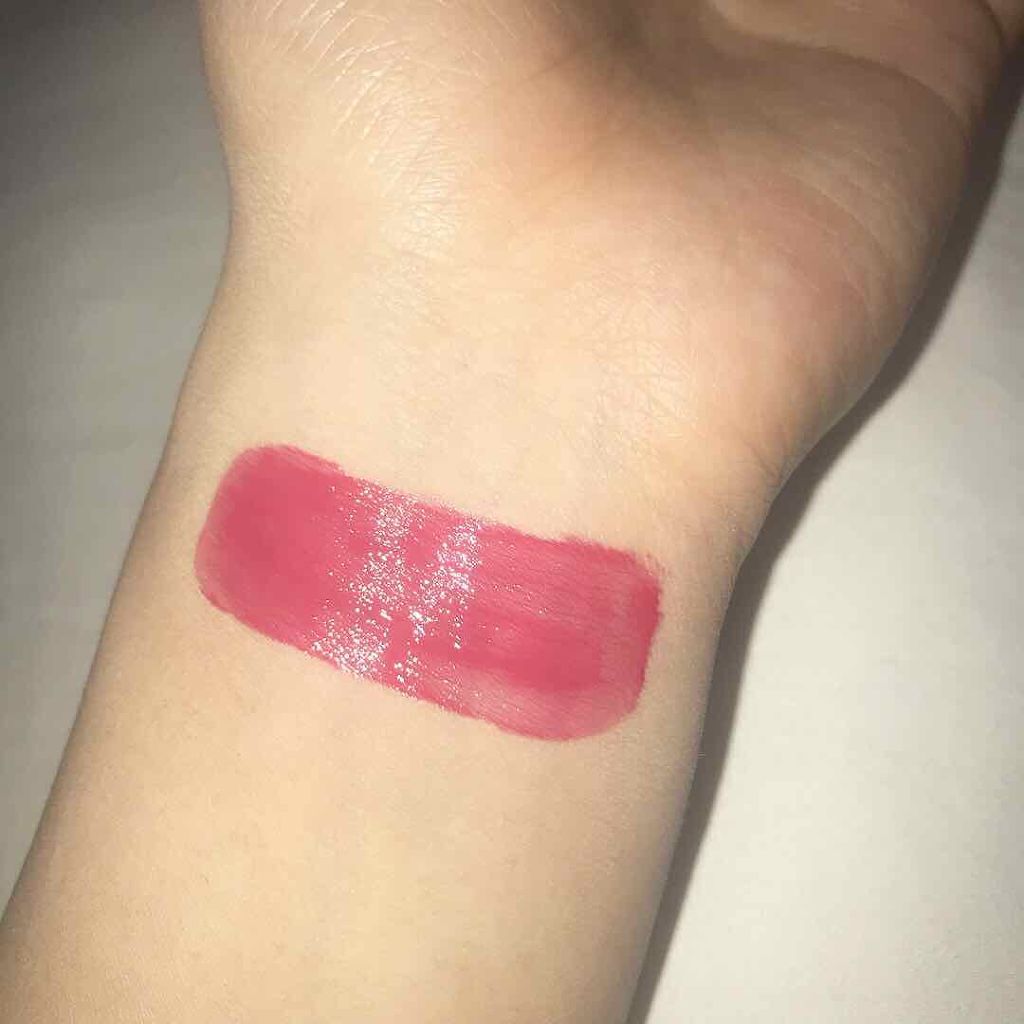 WOWグロス/MAKEUP REVOLUTION/リップグロスを使ったクチコミ(3枚目)