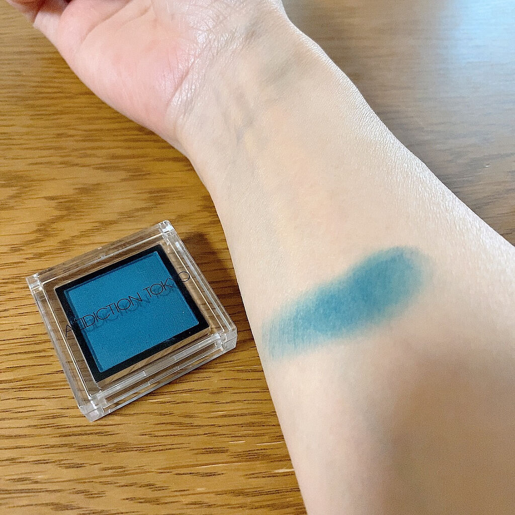 ザ アイシャドウ L 170 Smoky Emeraid/ADDICTION/単色アイシャドウを使ったクチコミ（2枚目）