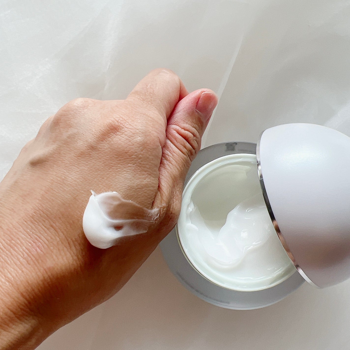 ハンドムーンクリーム/BEDIGHT/ハンドクリームを使ったクチコミ(3枚目)