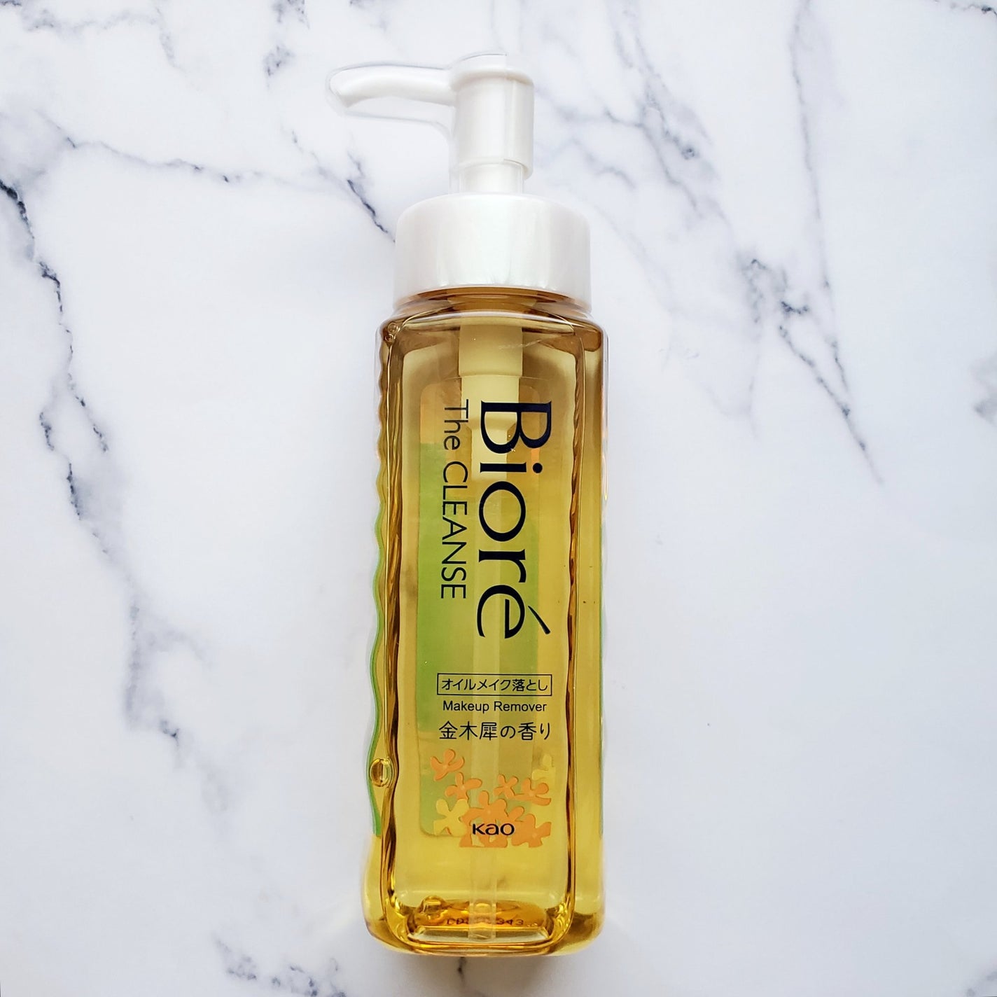 ビオレ ザ クレンズ オイルメイク落とし 金木犀の香り/ビオレ/オイルクレンジングを使ったクチコミ(4枚目)