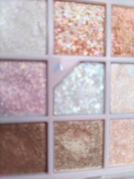 グリッターペディアアイパレット/unleashia/アイシャドウパレットを使ったクチコミ(4枚目)