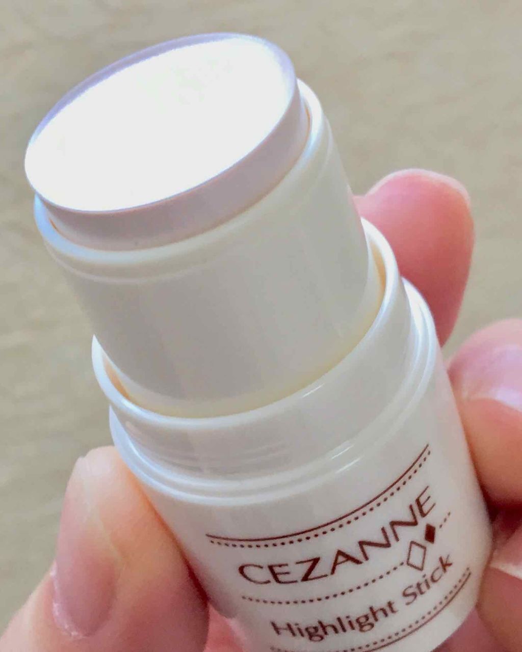 ハイライトスティック/CEZANNE/スティックハイライトを使ったクチコミ(2枚目)