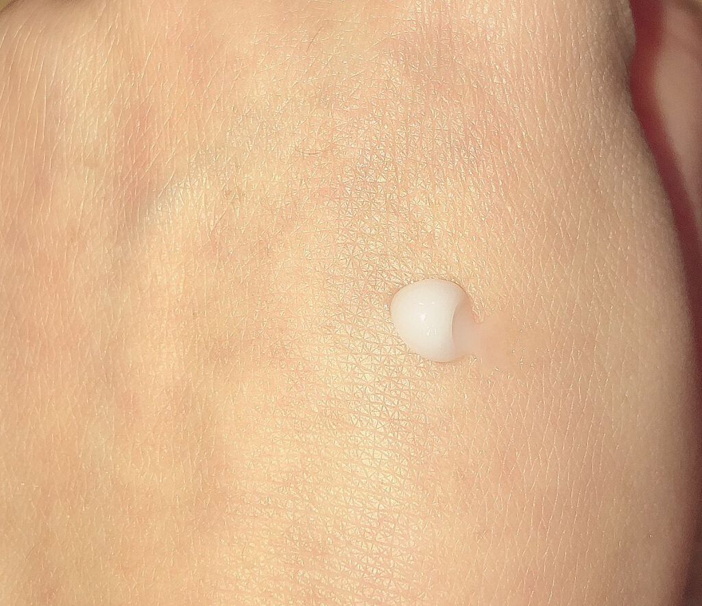 アヤナス アイクリーム コンセントレート/DECENCIA/アイケア・アイクリームを使ったクチコミ(3枚目)