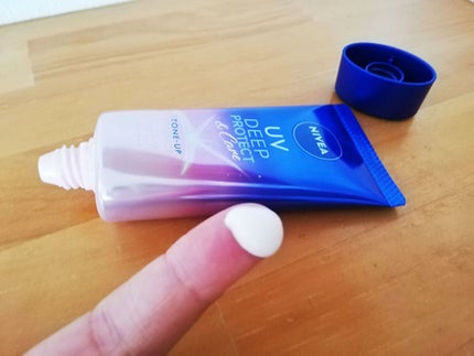 ニベアUV ディープ プロテクト&ケア トーンアップ エッセンス/ニベア/日焼け止めローションを使ったクチコミ(3枚目)