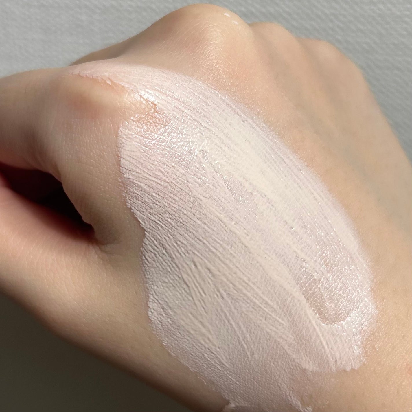 トーンアップ ノーセバム サンスクリーン SPF50+ PA++++/innisfree/日焼け止めクリームを使ったクチコミ(4枚目)