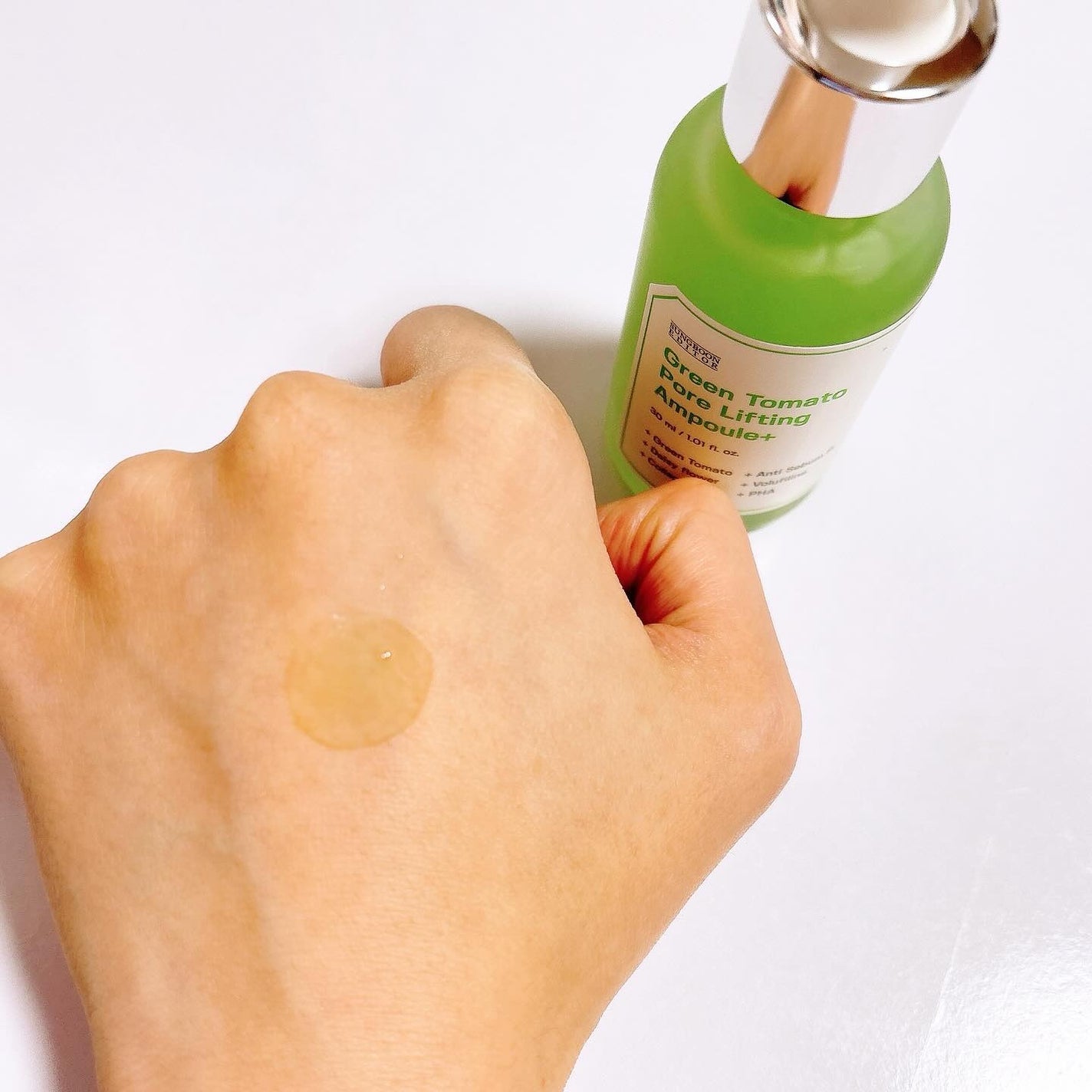 LENA on LIPS 「.▷成分エディターグリーントマトポアリフティングアンプル韓国オ..」(5枚目)