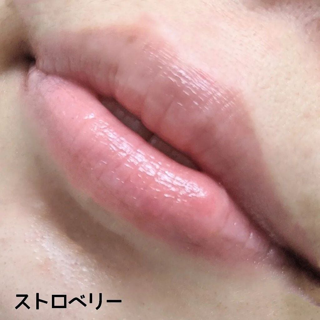 ニベア リップケアシャインシリーズ(韓国限定)/NIVEA(海外)/リップクリームを使ったクチコミ(4枚目)