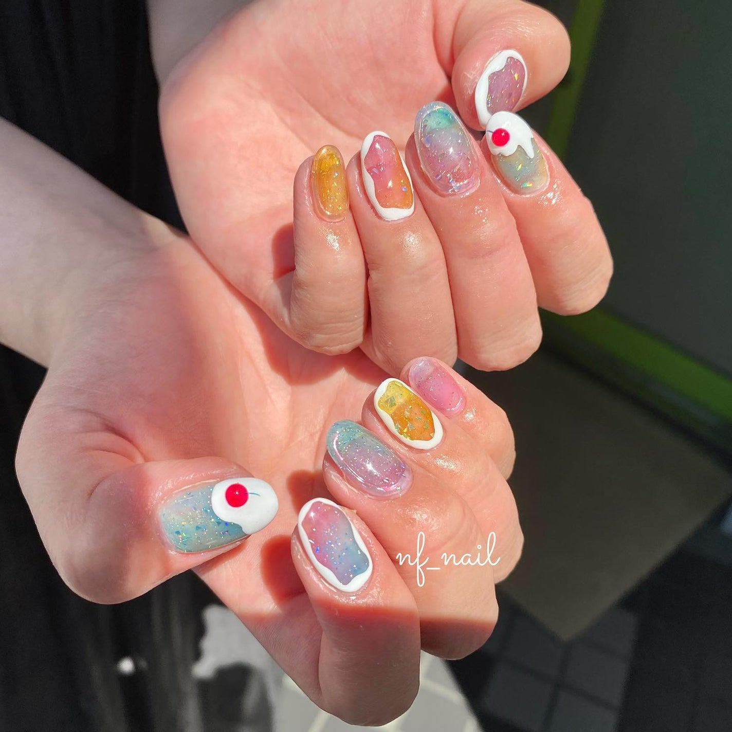 Natsumi◎nailist on LIPS 「nuance.カラフルネイル🍧✨.#ネイル#ネイルデザイン..」(1枚目)