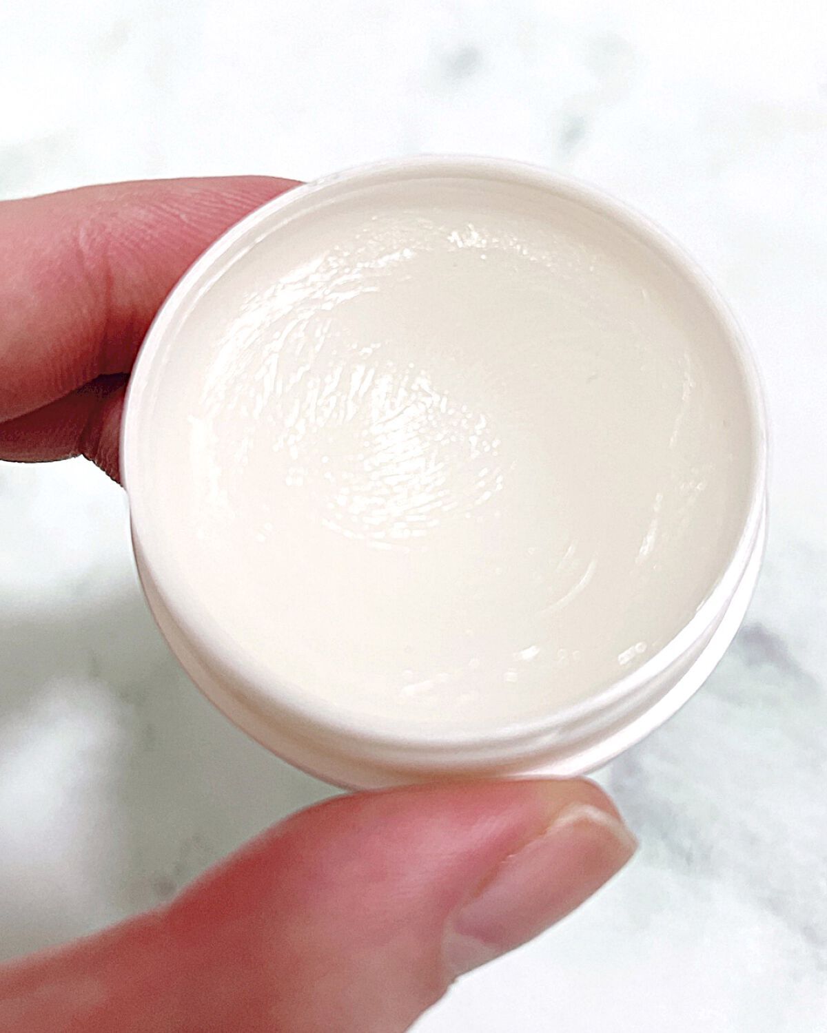 ディープモイスチャーナイトプロテクト 無香料/ニベア/リップマスクを使ったクチコミ(4枚目)