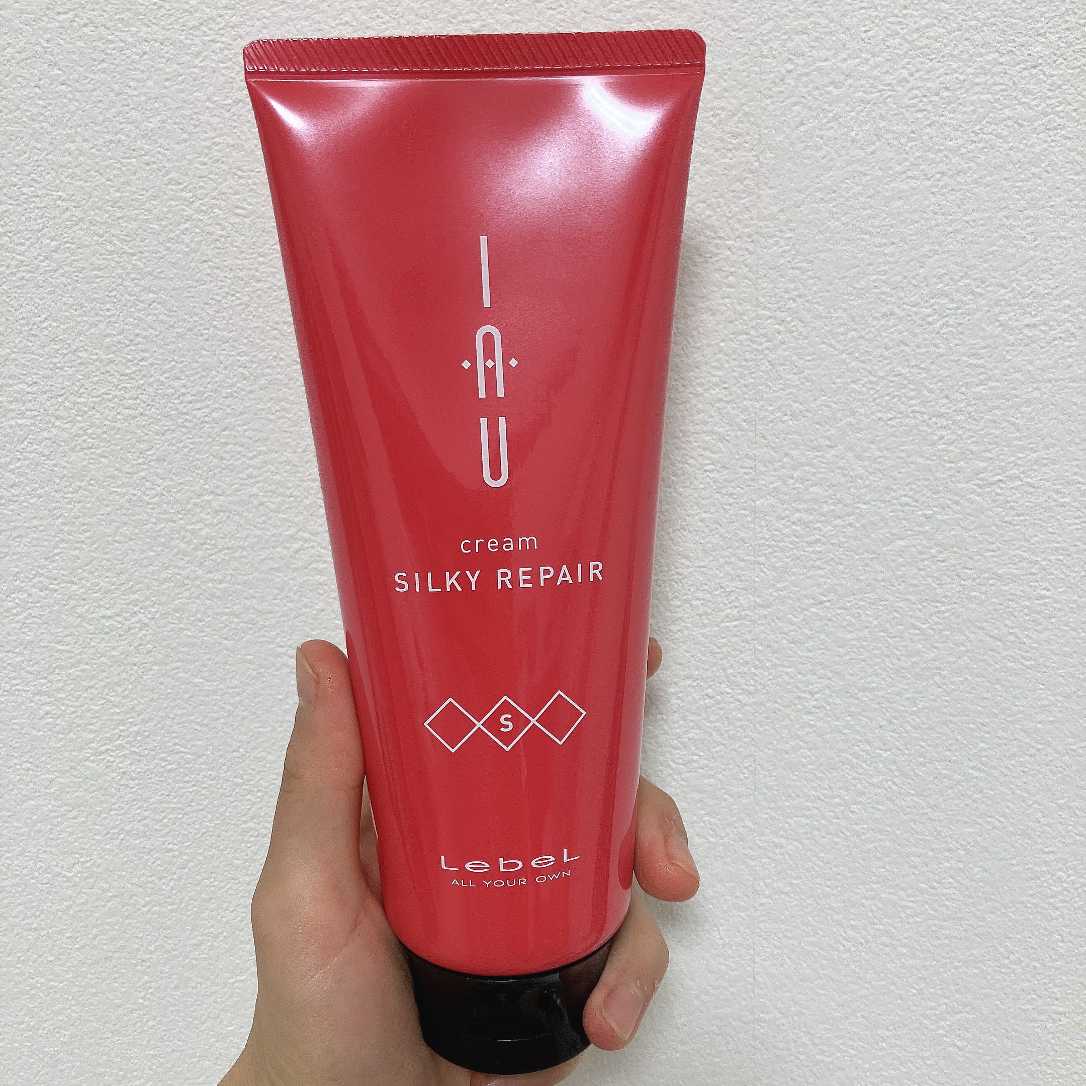 イオ クリーム シルキーリペア/LebeL/洗い流すヘアトリートメントを使ったクチコミ（1枚目）