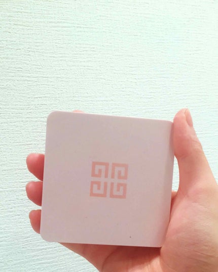 ランタンポレル ブロッサム クリーム コンパクト/GIVENCHY/化粧下地を使ったクチコミ(2枚目)