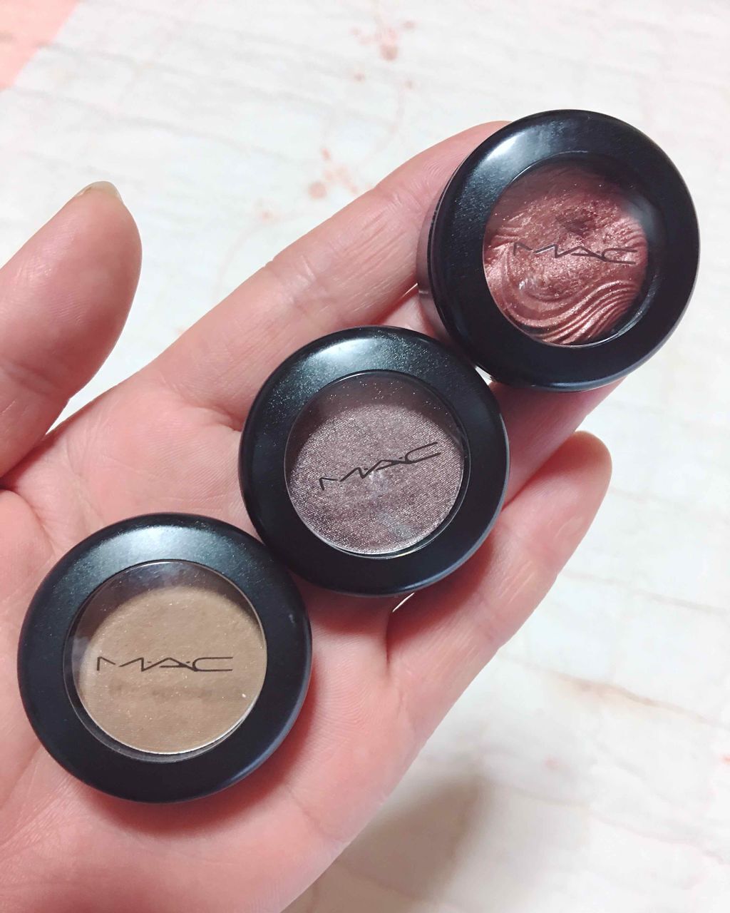 スモール アイシャドウ/M・A・C/単色アイシャドウを使ったクチコミ（1枚目）