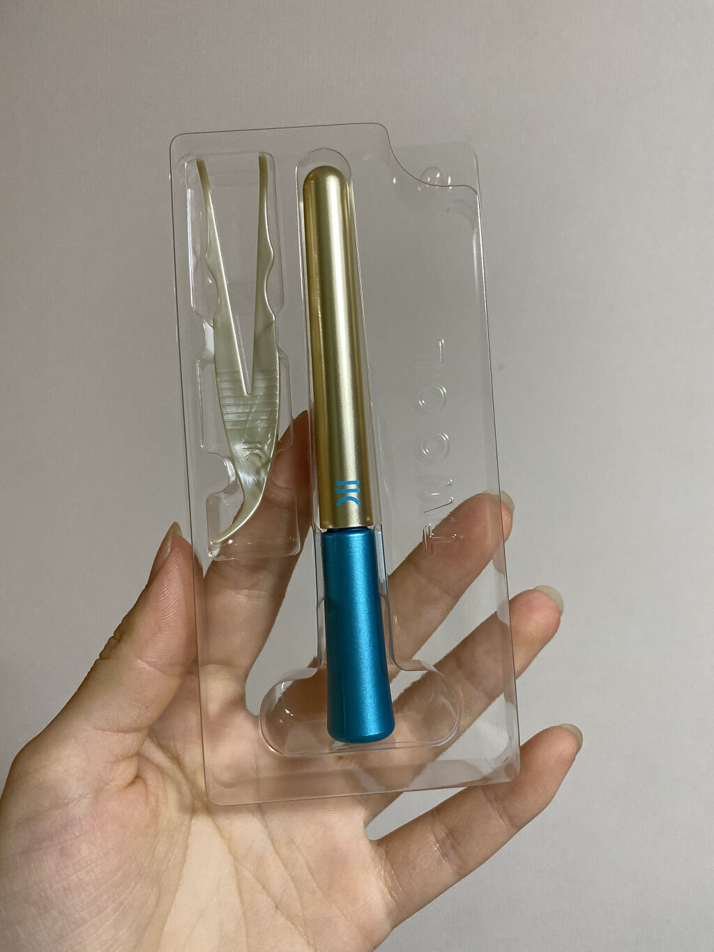 TWOOLダブルアイリッドハイブリットフィルム/SHOBIDO/二重まぶた用アイテムを使ったクチコミ（3枚目）