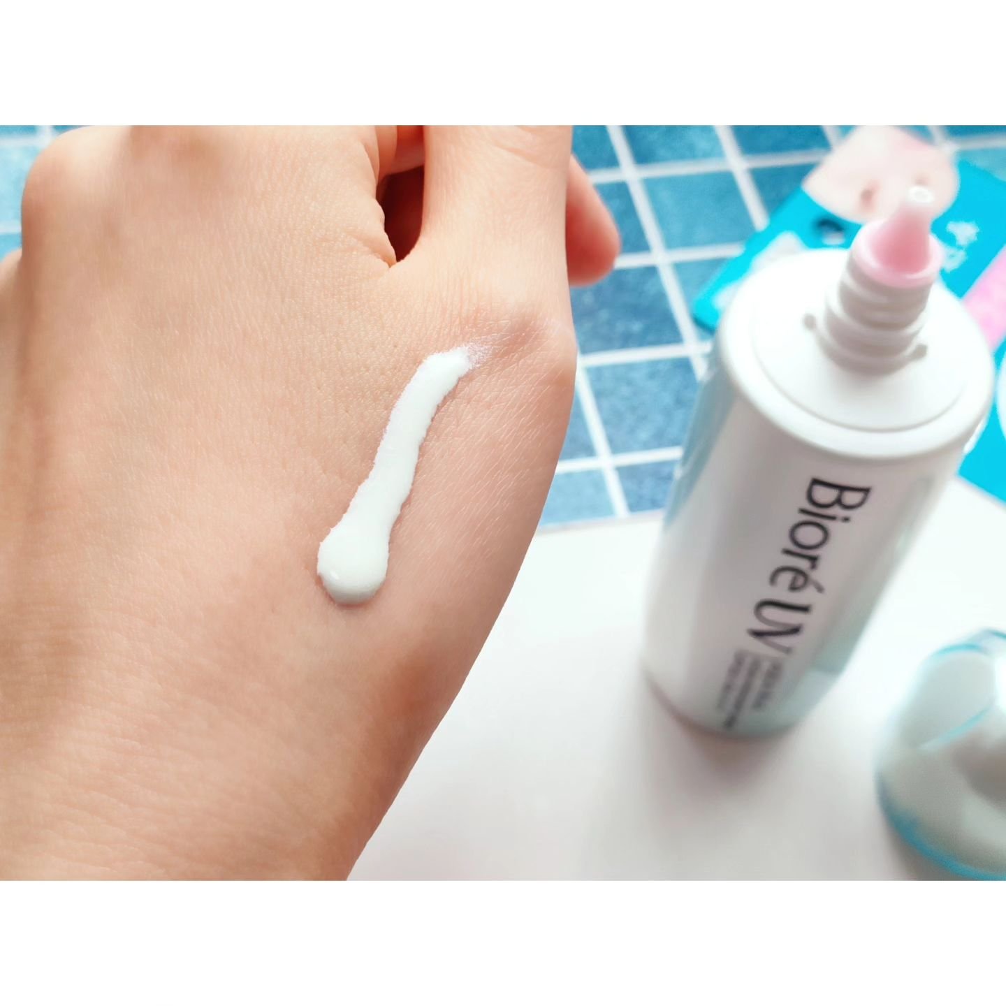 ビオレUV　アクアリッチ　アクアハイライトローション（水層ハイライトUV）/ビオレ/日焼け止めローションを使ったクチコミ（3枚目）