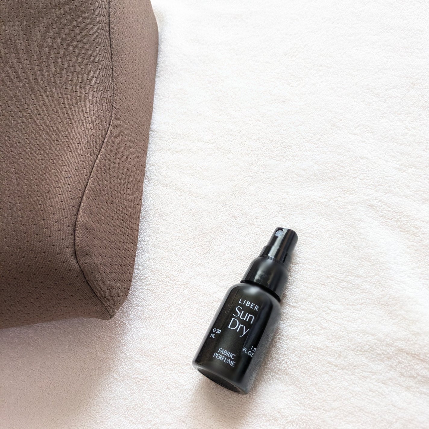 FABRIC PERFUME 2.Sun Dry(best/cotton)/LIBER/ファブリックミストを使ったクチコミ(2枚目)