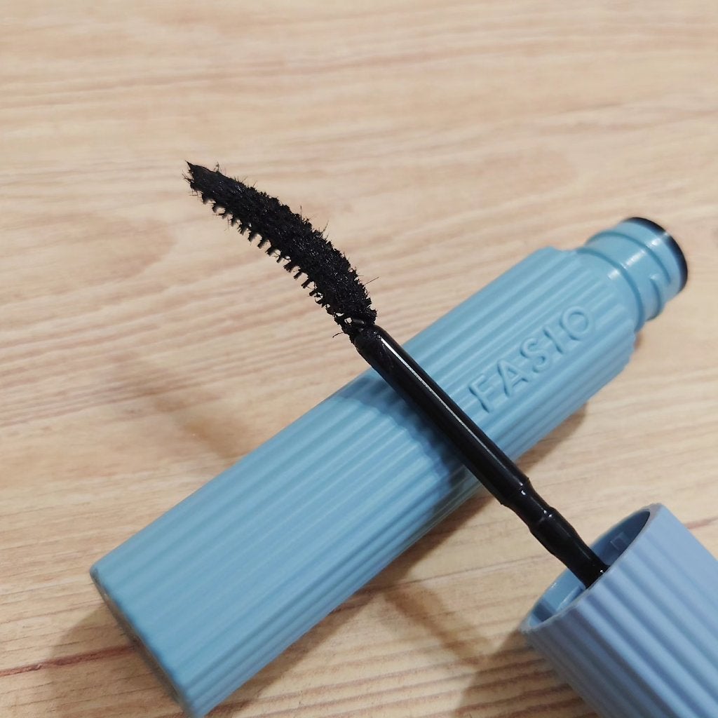 ウルトラ WP マスカラ(ロング)/FASIO/マスカラを使ったクチコミ(3枚目)