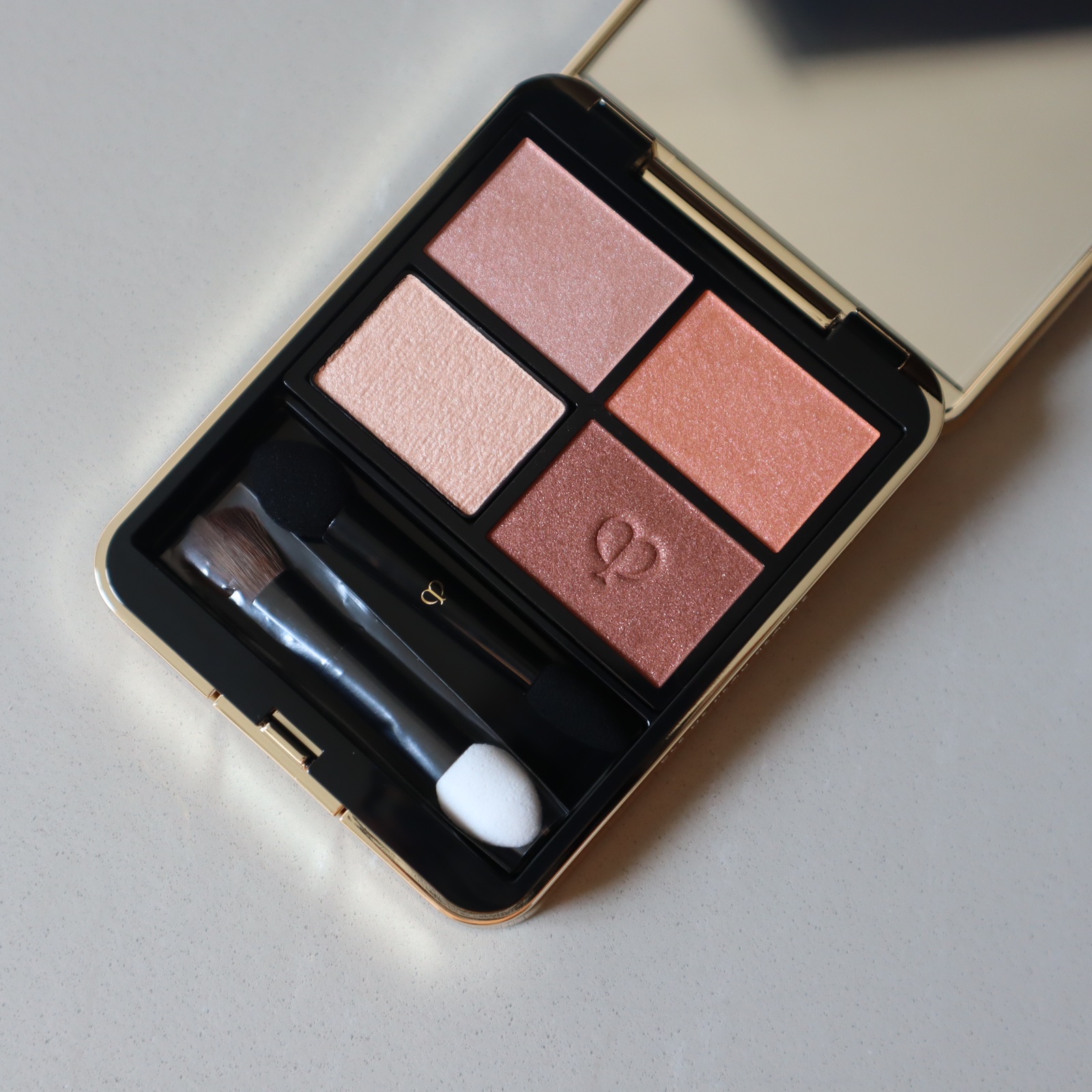 オンブルクルールクアドリ ケース/クレ・ド・ポー ボーテ/アイシャドウパレットを使ったクチコミ（1枚目）