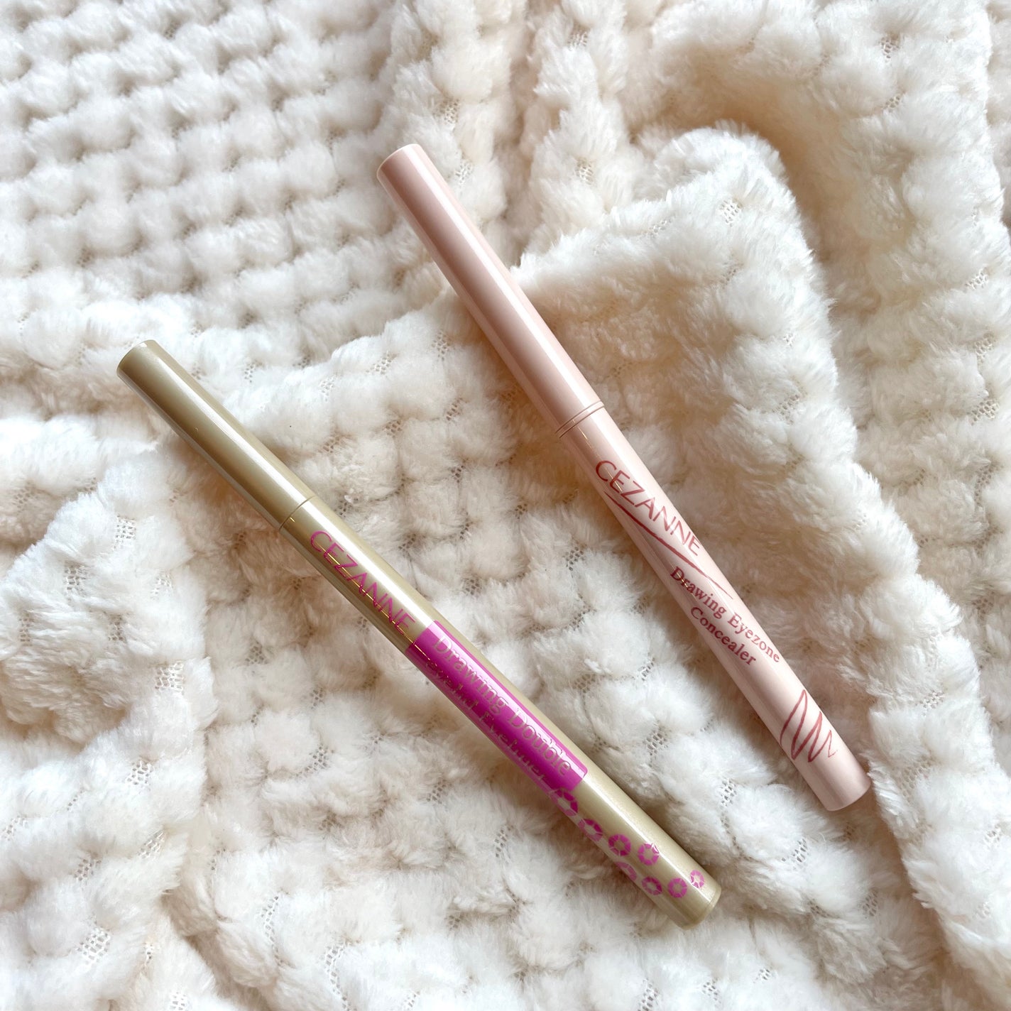 描くふたえアイライナー/CEZANNE/リキッドアイライナーを使ったクチコミ(1枚目)