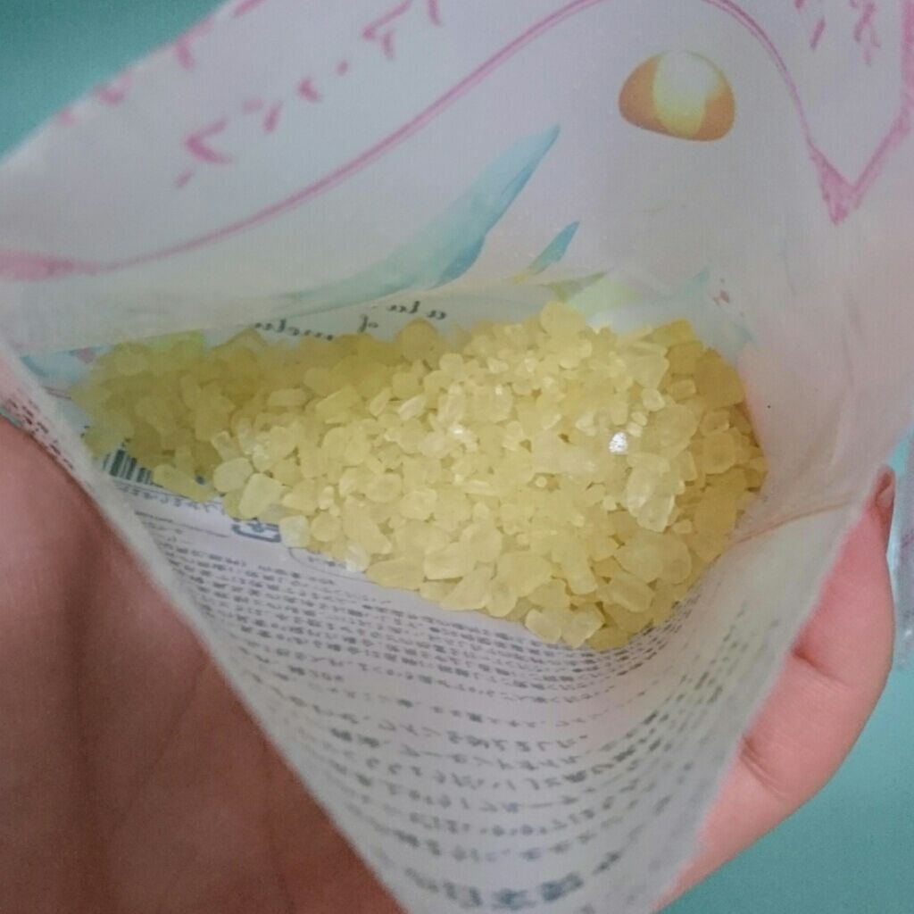 ソムリエ バスソルト ホワイトジャスミンとピーチの自家製サングリア・バス/charley/入浴剤を使ったクチコミ（3枚目）