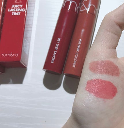 ジューシーラスティングティント/rom&nd/リップティントを使ったクチコミ(4枚目)